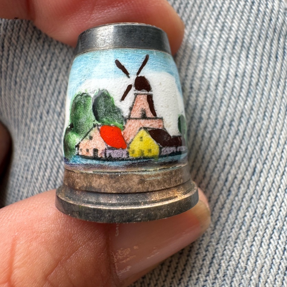#925 Sterling Silver German Windmill Thimble.
